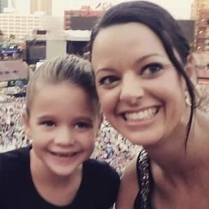 Meet your Posher, Rebekah